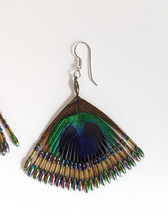 Funky Vintage Peacock Feather & Bead Earrings- Da… - image 7