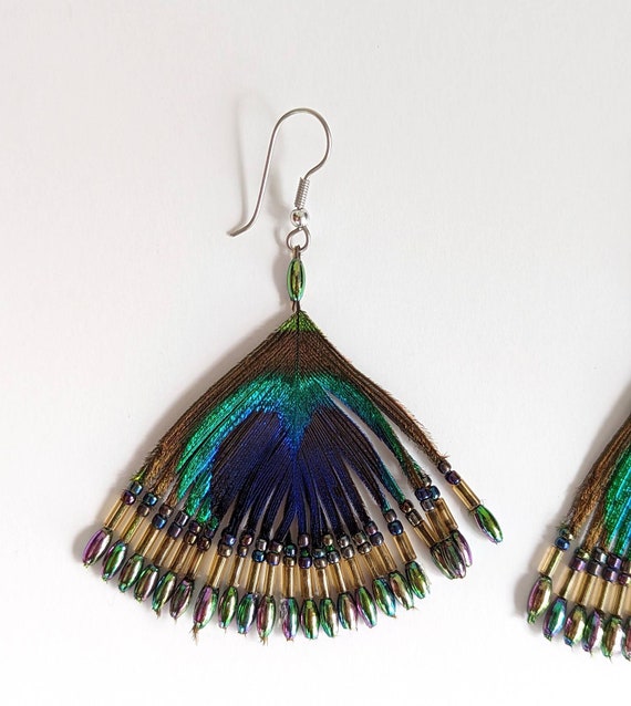 Funky Vintage Peacock Feather & Bead Earrings- Da… - image 8