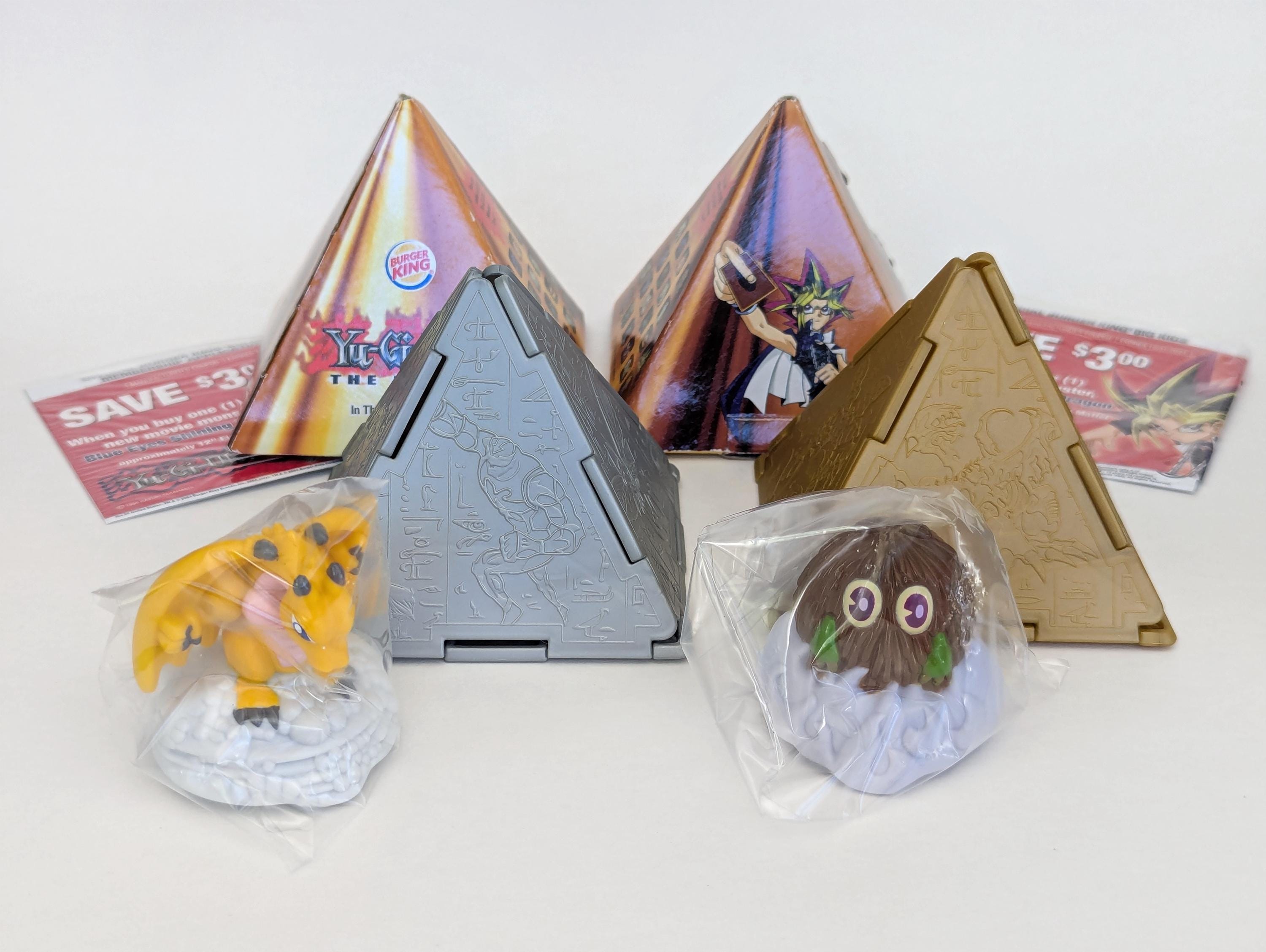 burger king yugioh cards Pair of 2004 Vintage 
