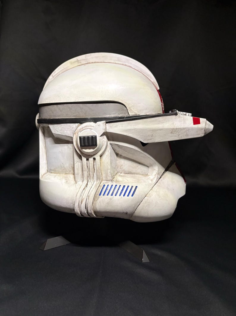 Clone Commander Deviss (Phase 2 Clone Trooper Helmet) image 11