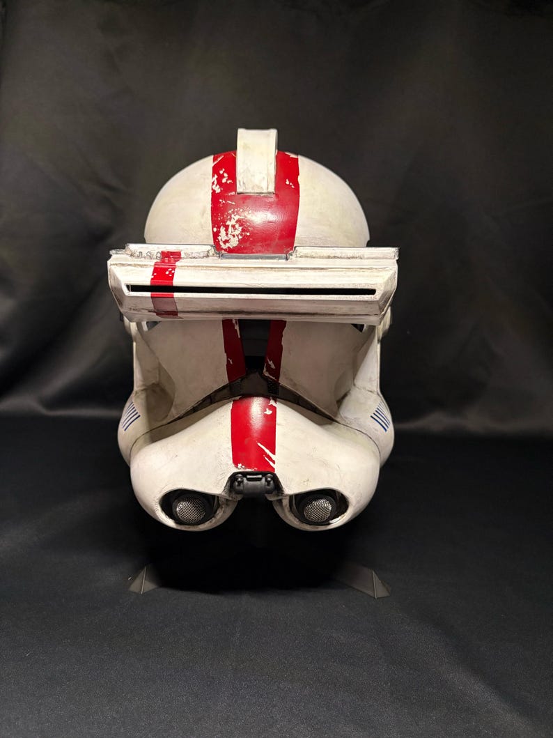 Clone Commander Deviss (Phase 2 Clone Trooper Helmet) image 9