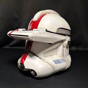 Clone Commander Deviss (Phase 2 Clone Trooper Helmet) image 4