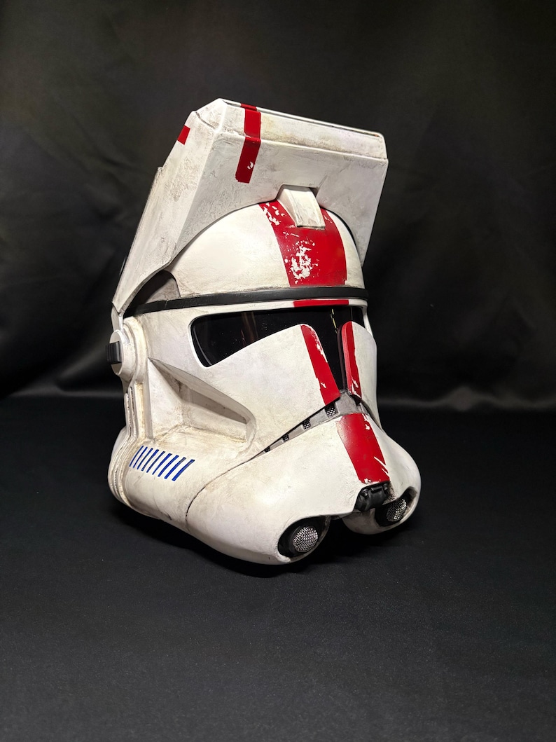 Clone Commander Deviss (Phase 2 Clone Trooper Helmet) image 1