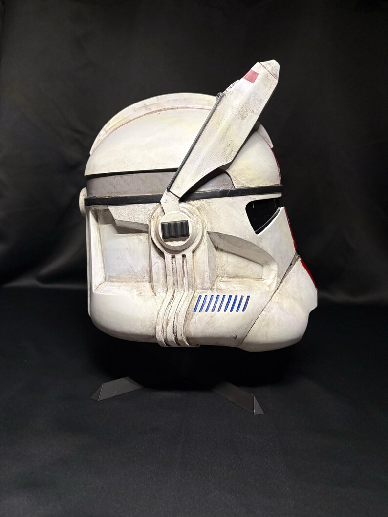 Clone Commander Deviss (Phase 2 Clone Trooper Helmet) image 6