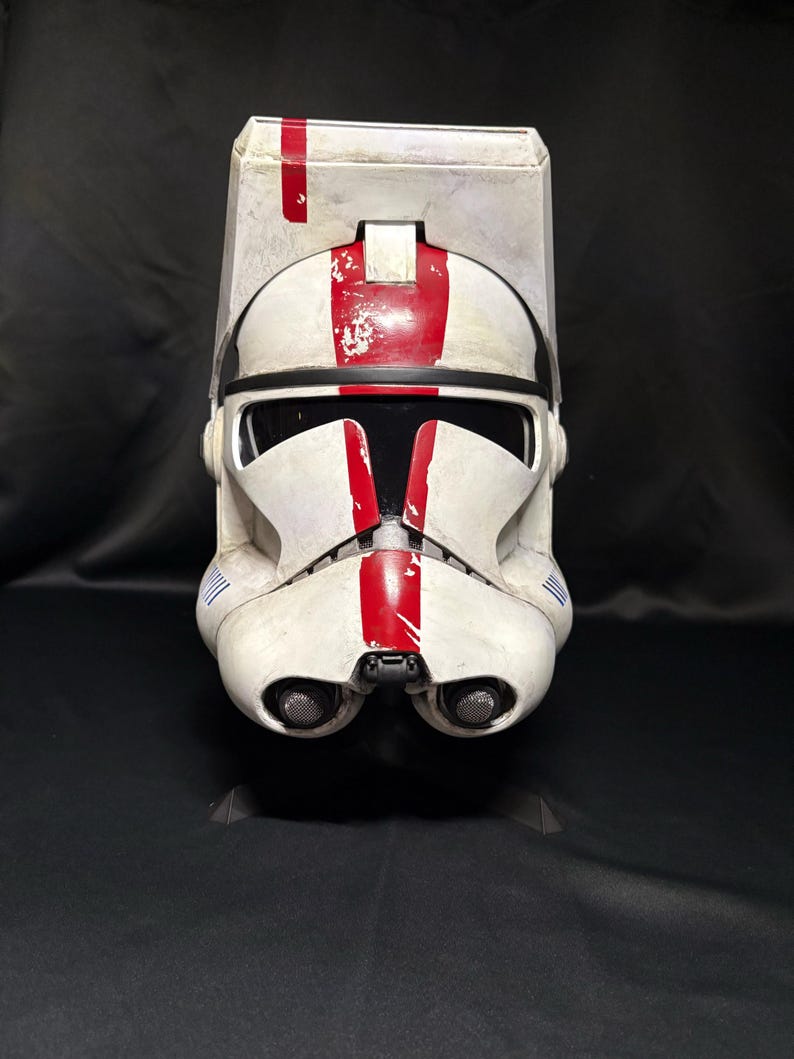 Clone Commander Deviss (Phase 2 Clone Trooper Helmet) image 5