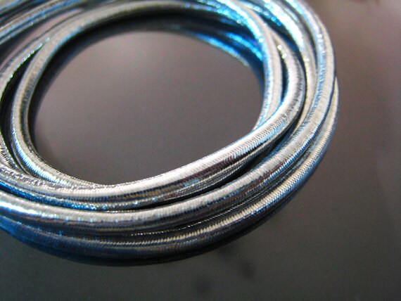 1 Yard of Metallic Silver Round Stretch Elastic Drawcord Rope Cord ( 1mm Width )