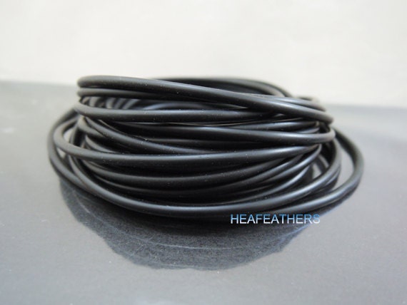 5 yards of Black Round Rubber Plastic Cord ( 2.5mm Width ) for Jewelry  String Findings or Crafts