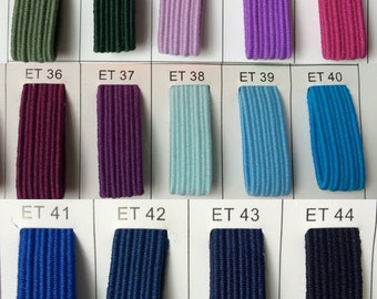 Un rouleau de 10 mm (100 yards) à pli plat élastique avec cordon de serrage extensible (50 couleurs au choix)