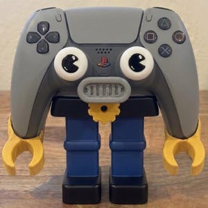 Controller-kostuumstandaard, + Thumbstick-oogkapjes | Speelgoedrobot met broek | Handgeschilderde Dualsense-displayhouder PS5