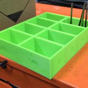 Magnetisk organisering för motorventiler | Numrerat rutnät för in-/utlopp | Kaizen Forge