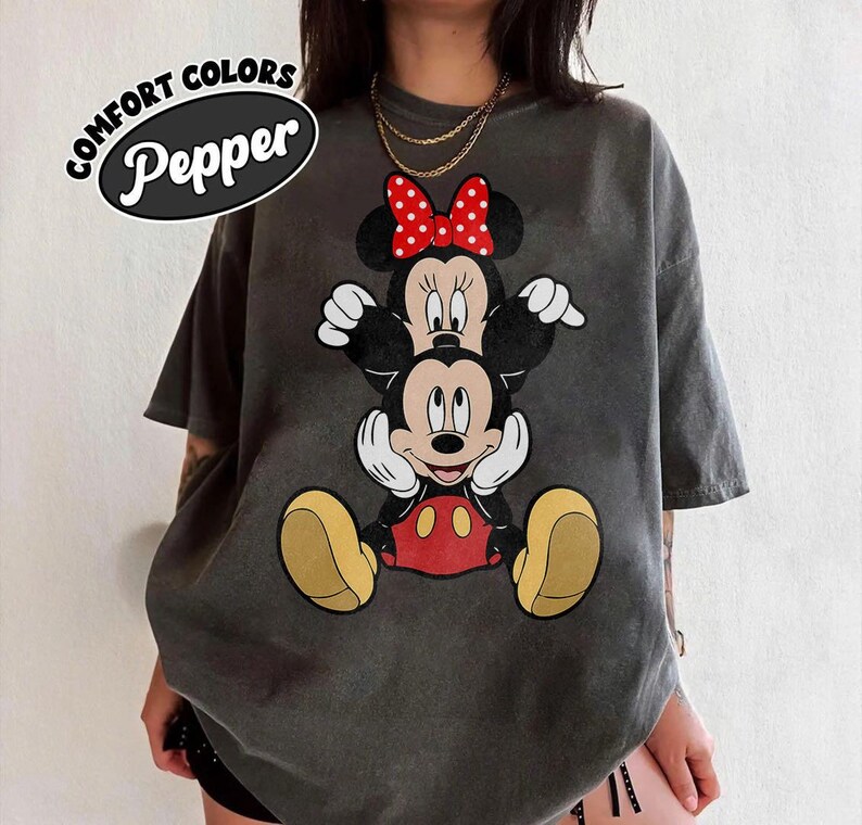 Mickey and Minnie Mouse Shirt, Cute Disney Couple Tee, Classic Mickey Minnie Graphic Tshirt, Oversized Disney Vacation Shirt Pepper/Charcoal