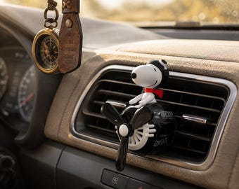 Snoopy Pilot Airplane Car Vent Clip, Rotating Propeller, Peanuts Snoopy Air Freshener