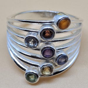925 Sterling Silber, 7 Chakren Stein Ring, Multi Edelstein Statement Ring, handgemachter Boho Ring, Regenbogen Edelstein Ring, Breitband Silberring