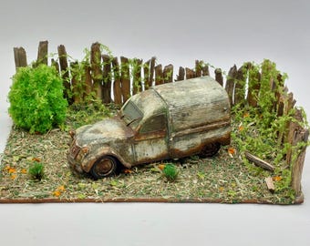 Diorama 10x15 cm. Citroen 2 CV AZU. Scale 1/43