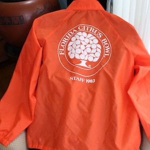 1983 Florida CITRUS BOWL Staff JACKET Windbreaker Orange Vintage Sports Collector Ncaa Football Tennessee Maryland Tangerine Nylon College L