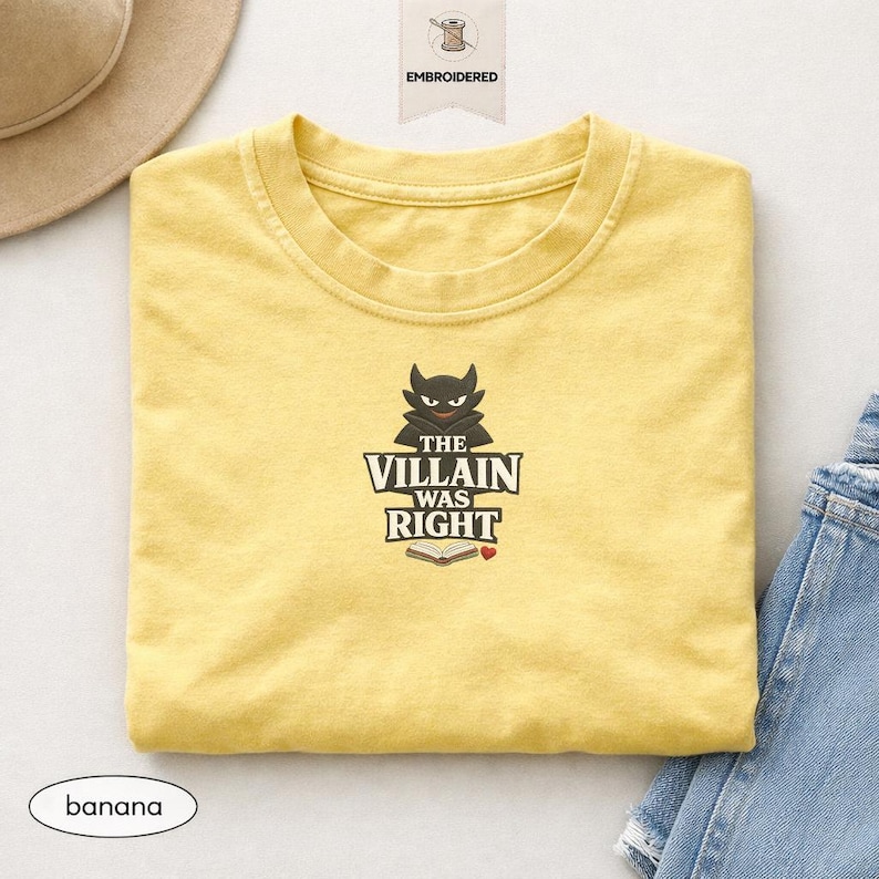 Geborduurd T-shirt The Villain Was Right, Dark Romance Reader-shirt, comfortkleuren leesgrage shirt, moreel grijze held cadeau, BookTok-T-shirt afbeelding 15