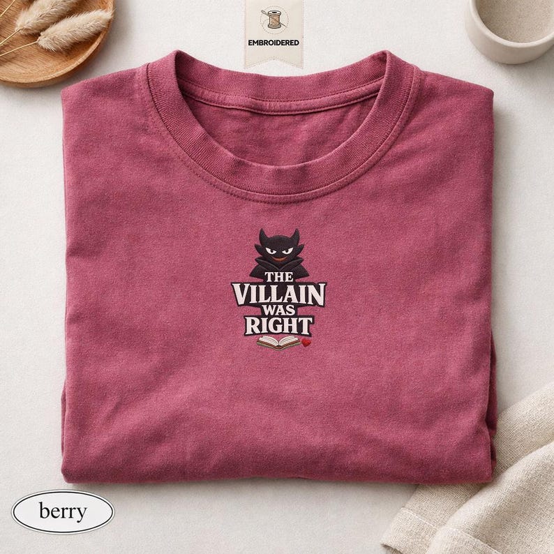 Geborduurd T-shirt The Villain Was Right, Dark Romance Reader-shirt, comfortkleuren leesgrage shirt, moreel grijze held cadeau, BookTok-T-shirt afbeelding 8