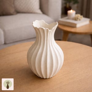 White Fan-Shaped Ceramic Vase for Minimalist Home Décor