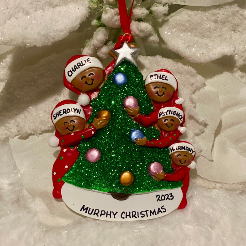 Personalized African American Dark Skin Family of 5 Decorating ...