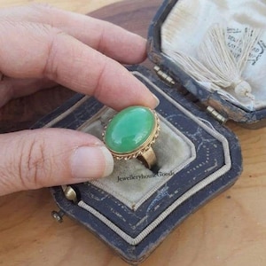 Natural Green Jade Ring in 14K Gold, Oval Jadeite Cabochon Statement Ring, Men & Women, Gift for Her,Handmade Jewelry