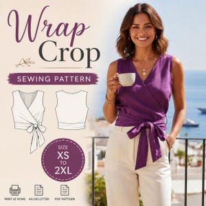 Puede incluir: Un patrón de costura para un top corto cruzado sin mangas con cuello en V y cierre de lazo lateral. El diseño incluye un dibujo técnico, el texto Wrap Crop Sewing Pattern y el rango de tallas de XS a 2XL. Los iconos indican opciones de impresión.