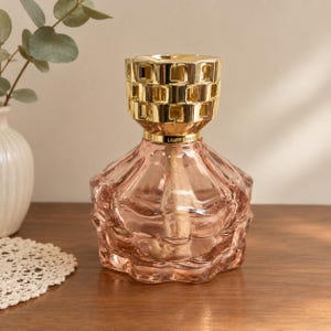 Lâmpada Berger em vidro rosa e metal dourado, difusor de fragrâncias catalítico, difusor de fragrâncias francês, decoração elegante