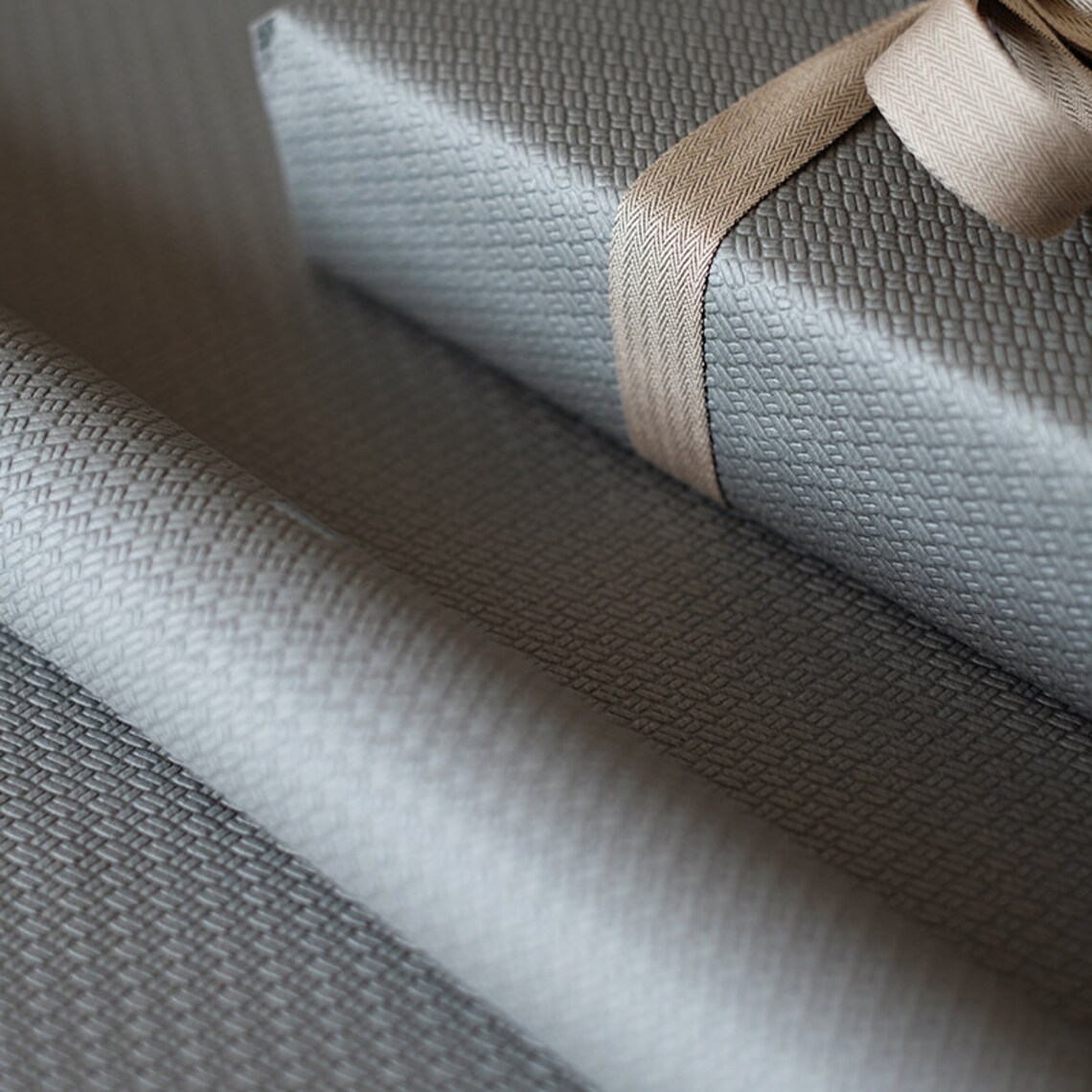 Grey Embossed Wrapping Paper Birthday Gift Wrap Solid Coloured Wrapping ...