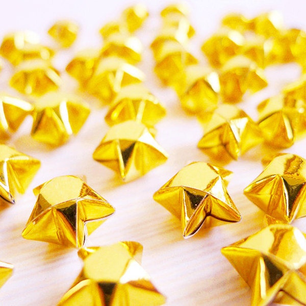 Sparkling Gold Origami Lucky Stars Metallic Gold Wishing Stars Gift Fillers Party Supply Embellishment