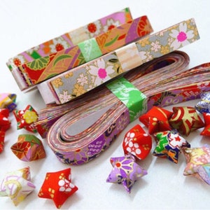Bandes de papier origami chiyogami Washi, étoiles porte-bonheur, motifs assortis - Paquet de 50 bandes
