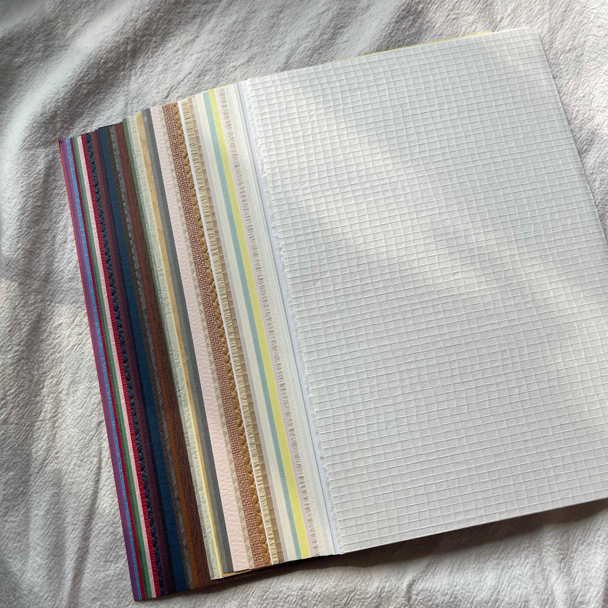 50 Sheets Embossed Assorted Pattern Paper Pack for Craft Project - Junk ...