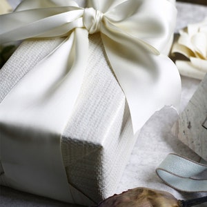 Pearly-lustre White Embossed Wrapping Paper Wedding Gift Wrap White Wrapping Holiday Gift Wrap