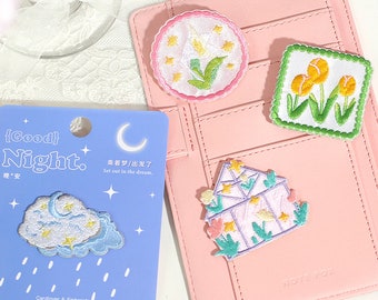 Garden House Embroidered Patches Self Adhesive Tulip Lily Flower Patch Applique Shoes Backpack Decorating Clothes Accessory