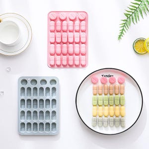 Stampo in silicone a 28 cavità per capsule di pillole, ideale per la creazione di caramelle gommose, argilla, cioccolato e reticoli di ghiaccio.