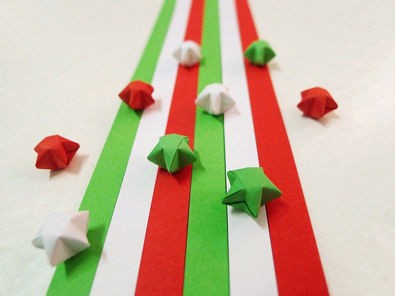 Origami Lucky Star Paper Strips Red White and Green Star Folding DIY ...