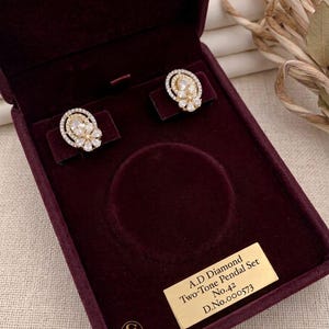 Elegant tvåfärgat A.D. diamanthänge, halsband med kubisk zirkoniablomma och matchande örhängen bild 5