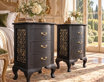 Vintage-Nachttischpaar aus Massivholz | Handrestaurierte Nachttische | Französischer Rokoko-Stil | Schwarz & Gold