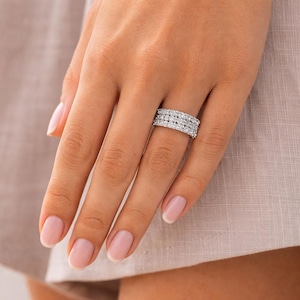 Moissanite Ring 1.4ct Diamond Alternative Wedding Band 925 Sterling Silver Ring Women Engagement Eternity Ring Luxury Gift