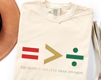 Maglietta Comfort Colors Equality, maglietta per i diritti umani, top femminista per la protesta sociale