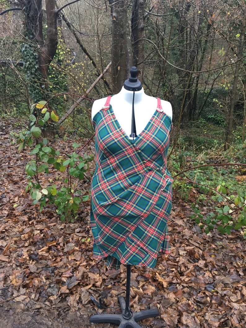tartan dress size 22