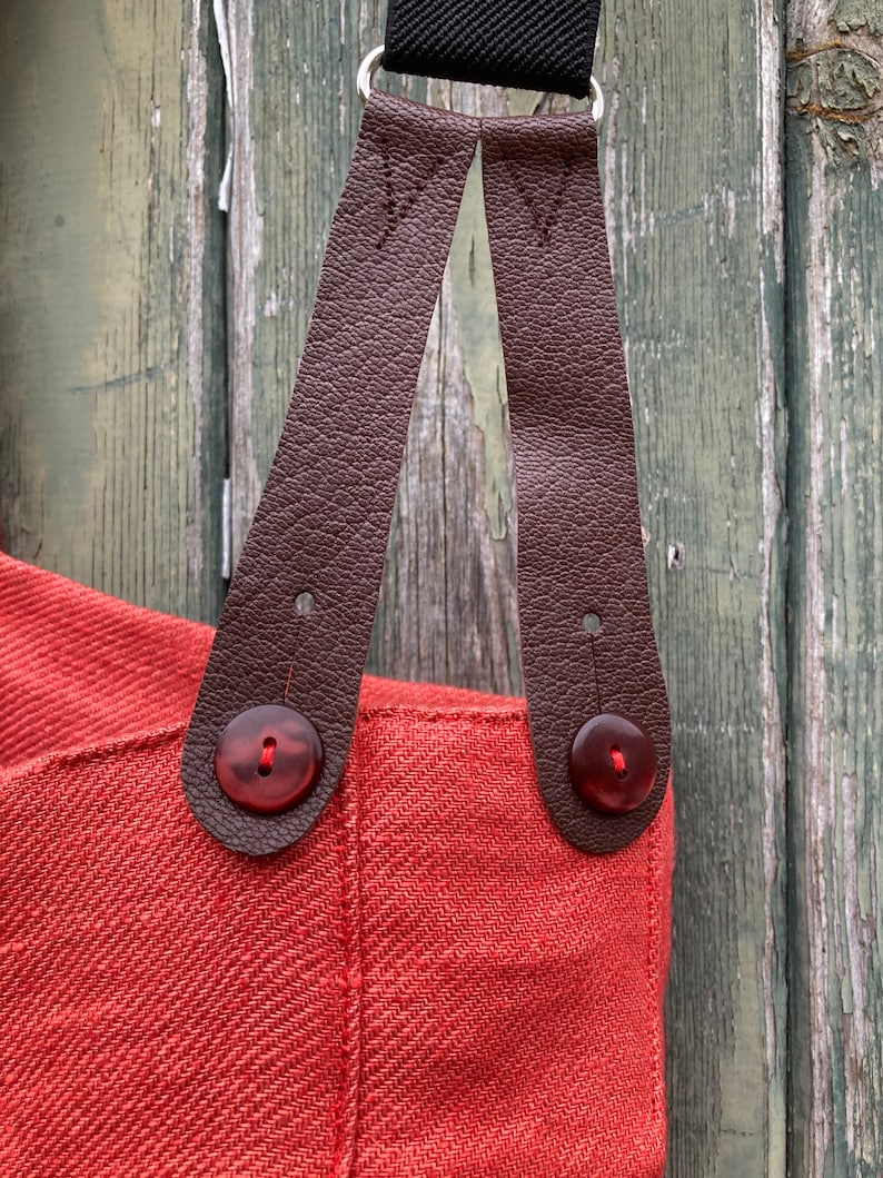 32\u201d Waist Superwide Red Linen High Waist Trousers