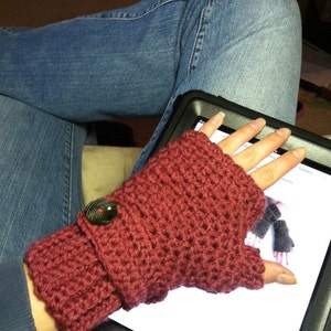 INSTANT Download Sophie Fingerless Gloves CROCHET PATTERN Pdf File Teen/Adult Permission to sell finished item image 4