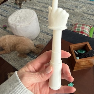 Extended & retractable Hand pointer