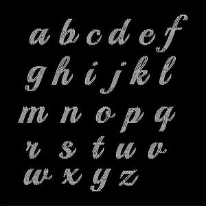 Modèle avec strass Alphabet SVG Bundle de A à Z majuscules, minuscules et chiffres | Police de caractère cursive PE10 strass | Conception de t-shirt Silhouette Cricut