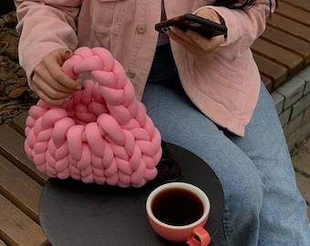 Chunky Knit Tote Bag – Oversized Hand Knitted Soft Yarn Statement Purse