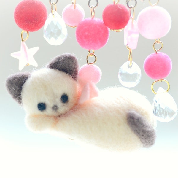 Soft sculpture cat kitten pin, needle felted siamese cat with pink stars, Good Night Kitty Collection, felt accessories, tt team
