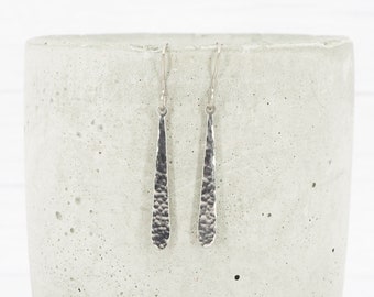 Hypoallergenic titanium ear wires - Medium dimple hammered stem dangle earrings - Delicate lightweight dangles