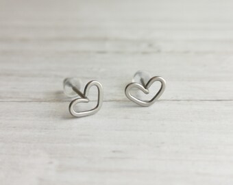 black hypoallergenic earrings
