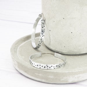 Lightweight hoop earrings - Titanium ear wires - Boho hand hammered - Rustic bird stamped unique hoops - Hypoallergenic