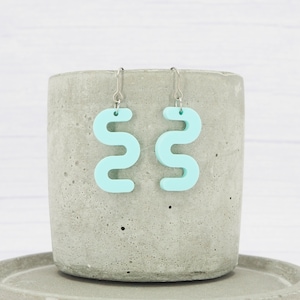 Titanium hypoallergenic ear wire - Small squiggle dangle earrings - Unique - Matte blue acrylic