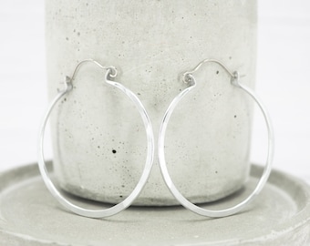 Medium hoop earrings - Titanium earrings - Statement earrings - Boho - Hand hammered - Rustic summer hoops - Hypoallergenic